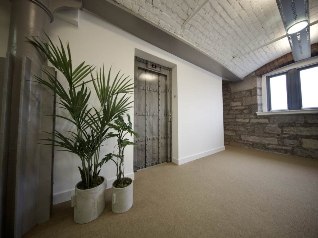 Foyer (2)